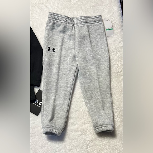 Boys 2 piece Under Armour Set, Size 18 months, NWT! - Picture 3 of 3